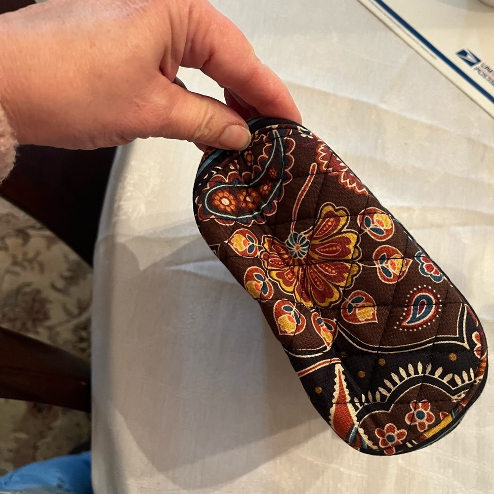 Vera Bradley like new - Picture 3 of 5